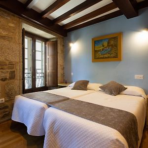 Habitación con 2 Camas Individuales